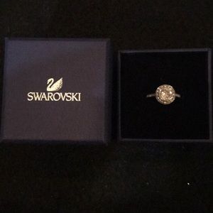 Swarovski ring - size 5